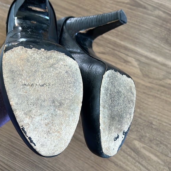 COACH Vintage Boots with Buckle - Black Leather, slight platform inside - Picture 8 of 9